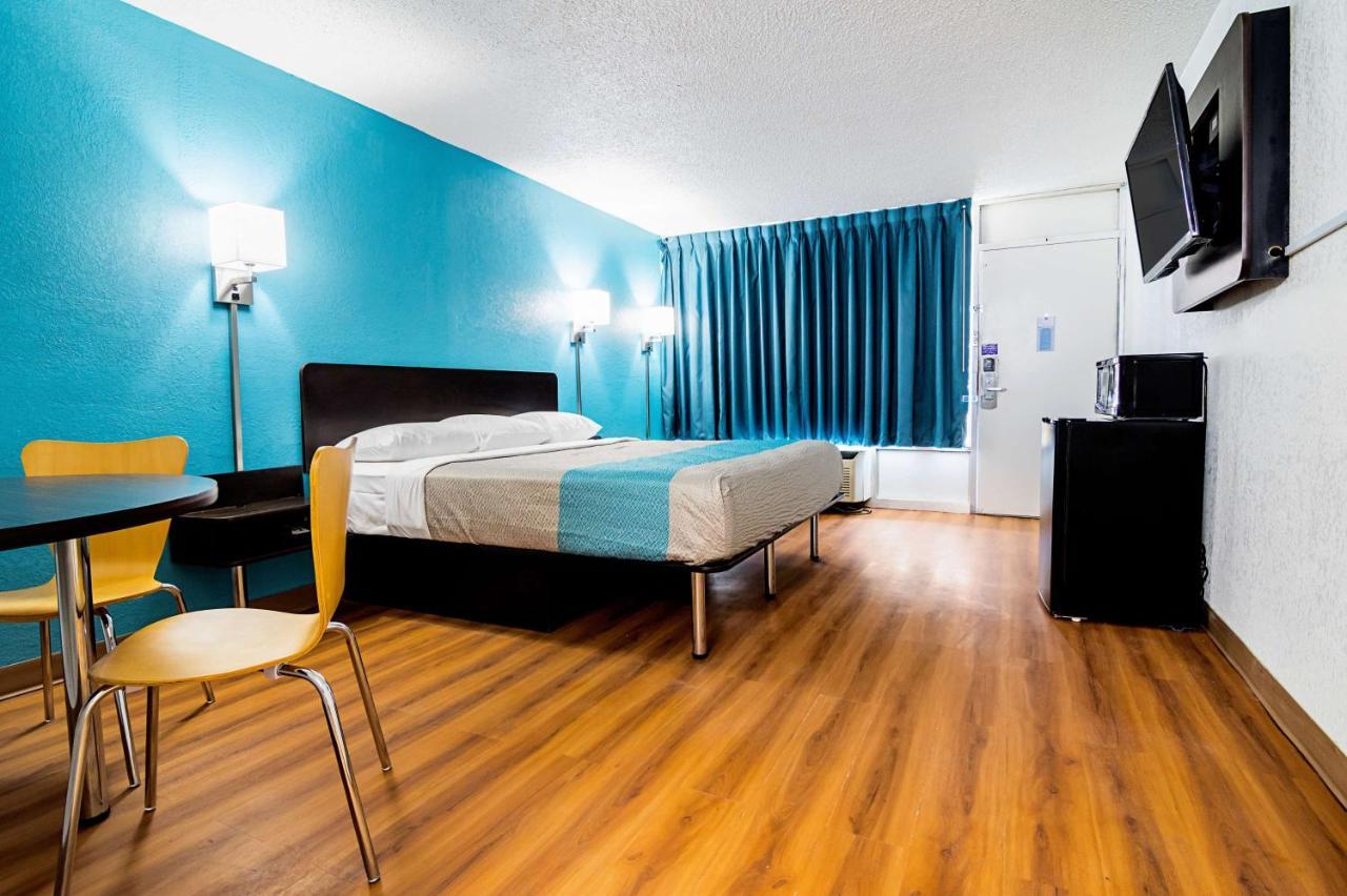 Econo Lodge Asheboro Εξωτερικό φωτογραφία